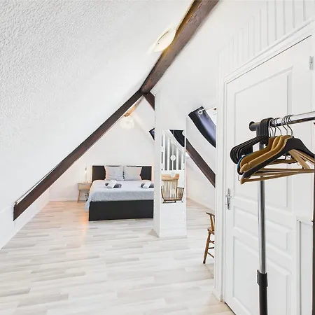 Cocon Jaune - Duplex 2e Etage Prox Centre Apartment