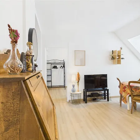 Cocon Jaune - Duplex 2e Etage Prox Centre *